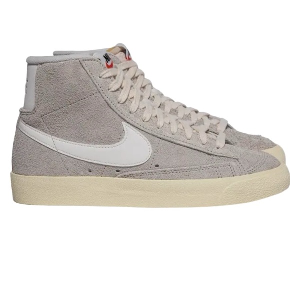 Nike Blazer Mid 77 high top sneakers - Picture 10 of 10